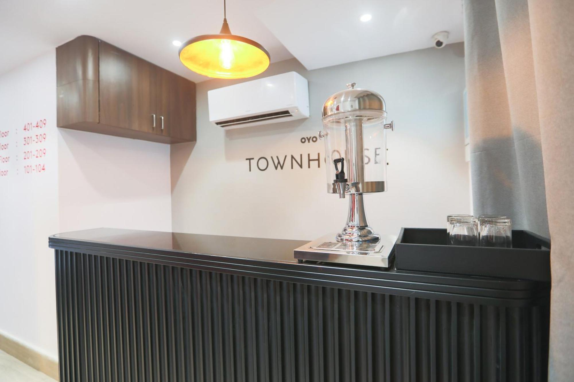 Super Townhouse Suncitel Near Kolkata Airport Hotel Dam Dam Exterior photo